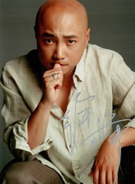 徐峥剧照_凌云猜谜语