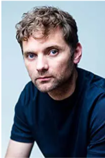 莫滕·斯瓦特维特剧照_凌云猜谜语