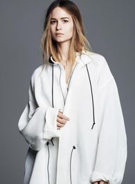 凯瑟琳·沃特斯顿剧照_凌云猜谜语