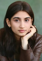 米娅·塔里亚剧照_凌云猜谜语