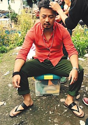 陈诺剧照_凌云猜谜语