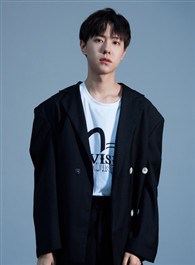 吕昀峰剧照_凌云猜谜语