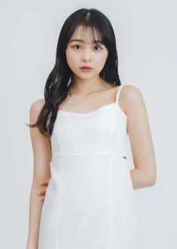 林芽亚里剧照_凌云猜谜语