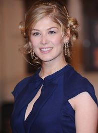 裴淳华剧照_凌云猜谜语