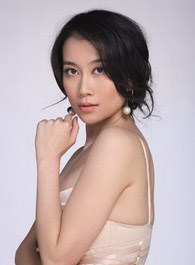 温峥嵘剧照_凌云猜谜语