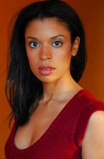 苏珊·卡莉奇·沃森剧照_凌云猜谜语