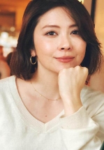 宫泽艾玛剧照_凌云猜谜语