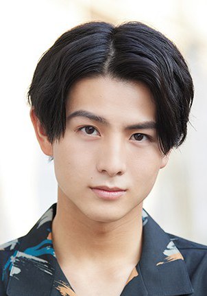 柏木悠剧照_凌云猜谜语