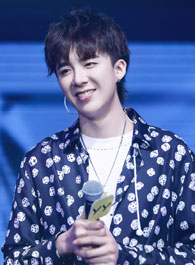 刘宇宁剧照_凌云猜谜语