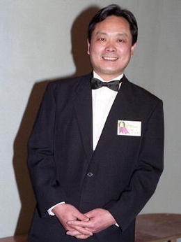 张复建剧照_凌云猜谜语