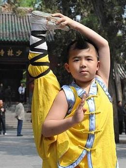 黄习恒剧照_凌云猜谜语
